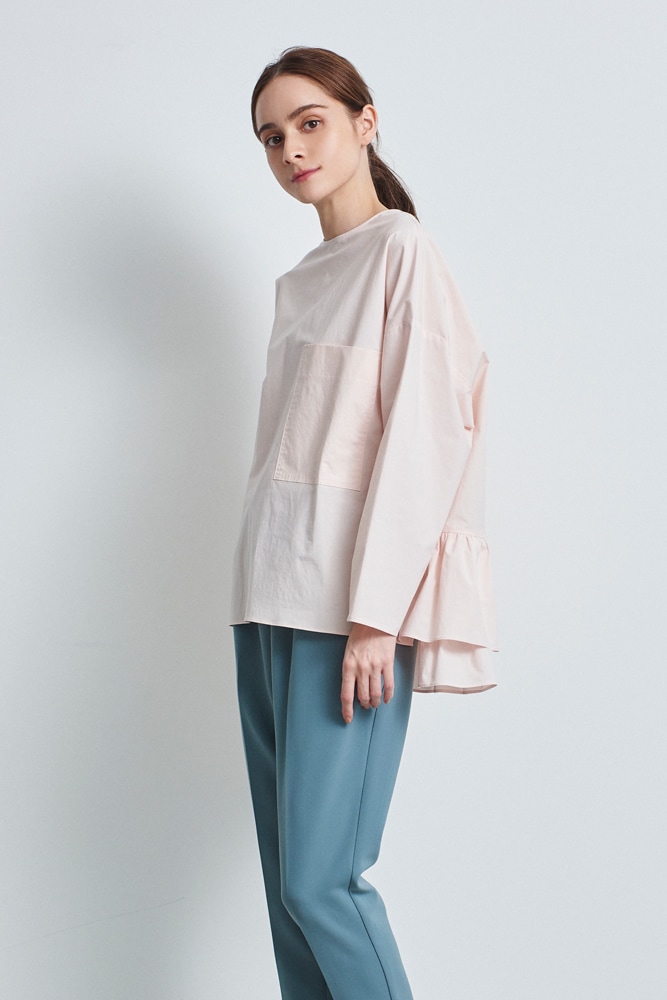 新品未使用yori バックフリルブラウス バックフリルブラウス8/25pm12:00～販売 | 8/25pm12:00～販売| yori