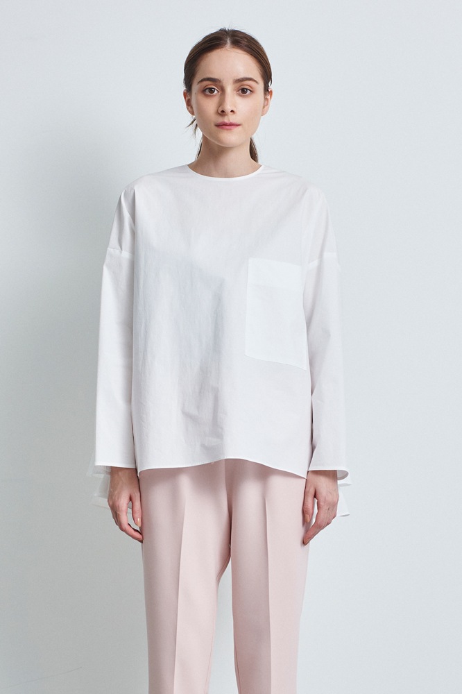 【本日限定お値下げ】yori バックフリルブラウス　ホワイト バックフリルブラウス | all item| yori