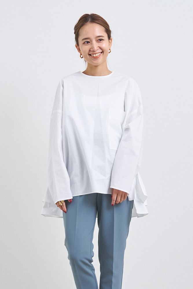【新品未使用】yori たっぷりフリルブラウス 38 中古・古着通販】YORI (ヨリ) バックフリルブラウス ネイビー