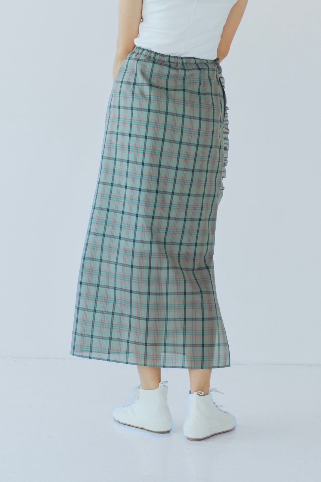 【新品未使用】yori たっぷりフリルシアースカート ブラック 38 たっぷりフリルシアースカート【2025SM】 | 2025 SM Collection