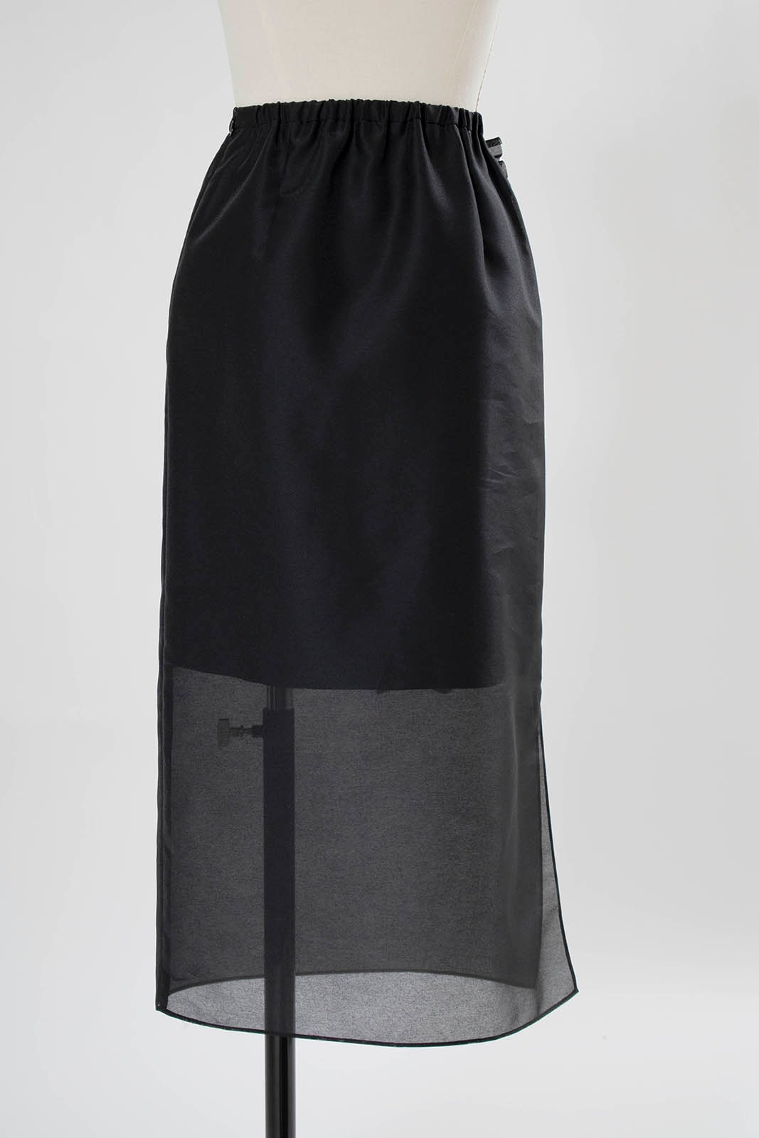 【新品未使用】yori たっぷりフリルシアースカート ブラック 38 たっぷりフリルシアースカート【2025SM】 | 2025 SM Collection