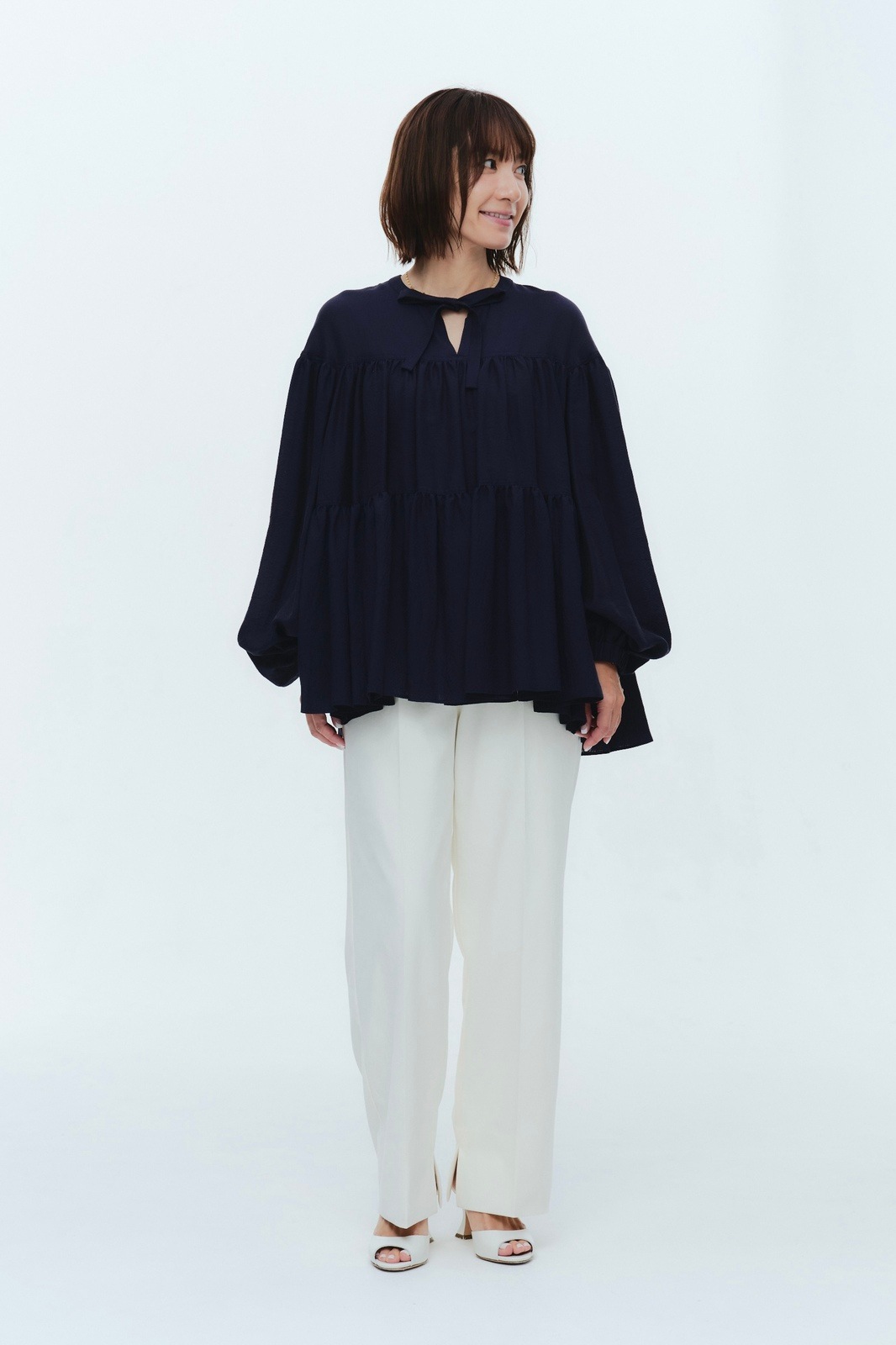 3月下旬発送予定 ウェイビーシアーティアードブラウス【2026SP