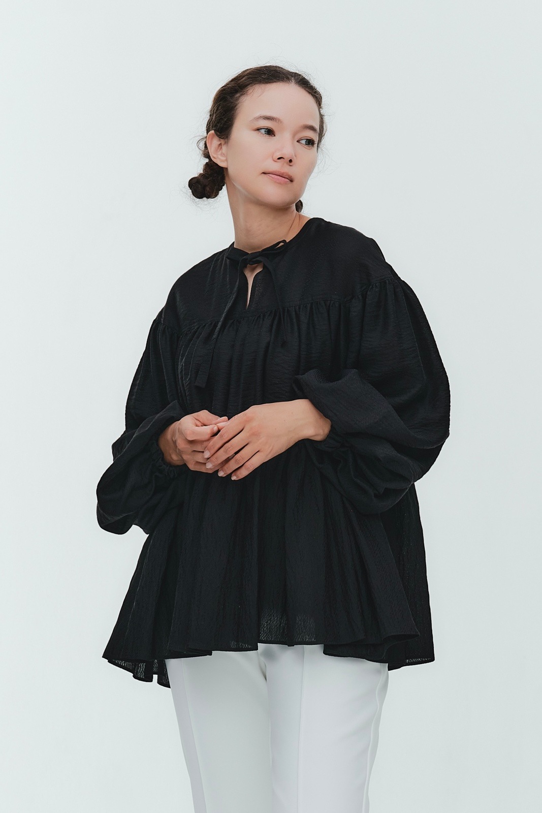 3月下旬発送予定 ウェイビーシアーティアードブラウス【2026SP