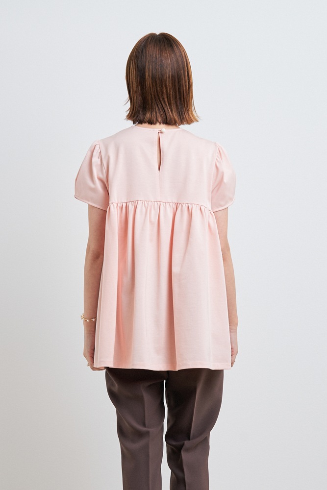 ラウンドヘム天竺カットソー【2022SM】 | 2022SM Collection | yori ラウンドヘム天竺カットソー【2022SM】 | 2022SM Collection | yori
