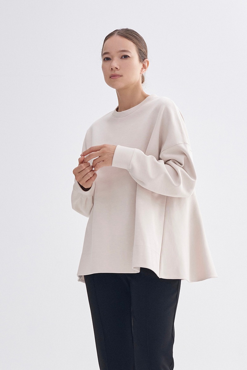 新品　yori チャンキーバックフレアtee yori ヨリ チャンキーバックフレアTee F ベージュ