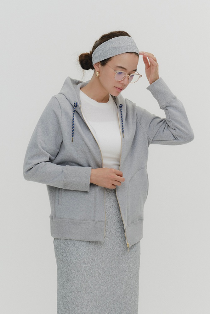 もちもち裏毛コンパクトパーカー | outer| yori