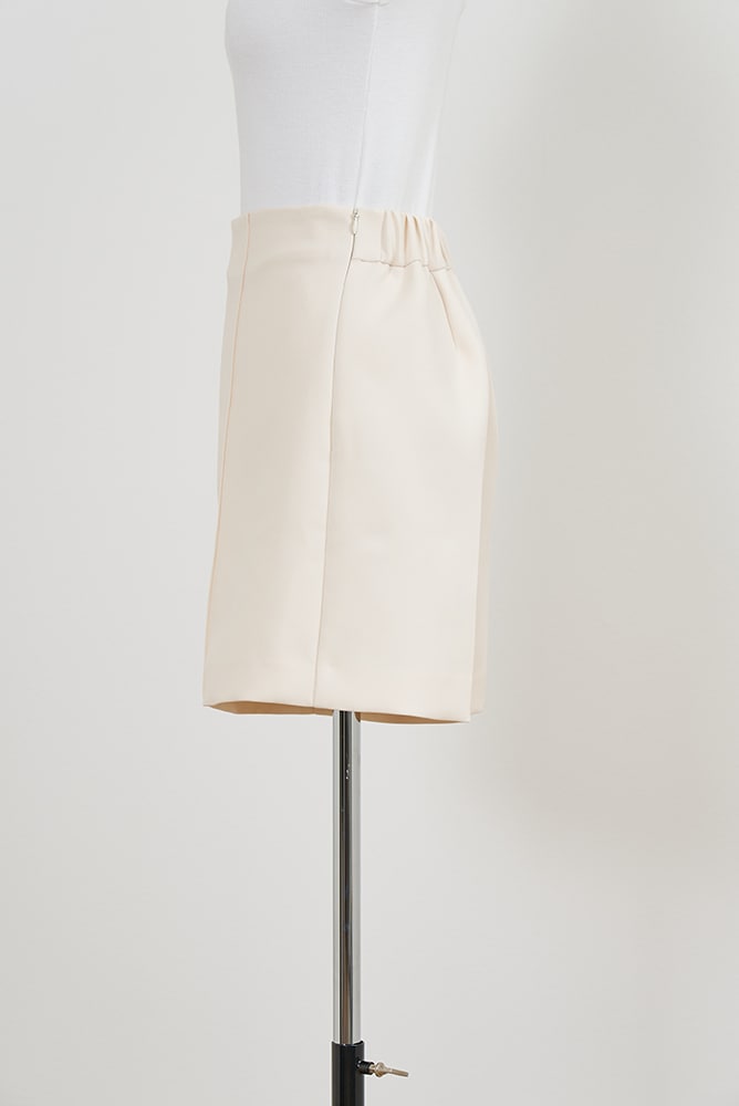 未使用タグ付き◎2024 yori トリプルクロスショートパンツ 38 トリプルクロスショートパンツ | all item| yori