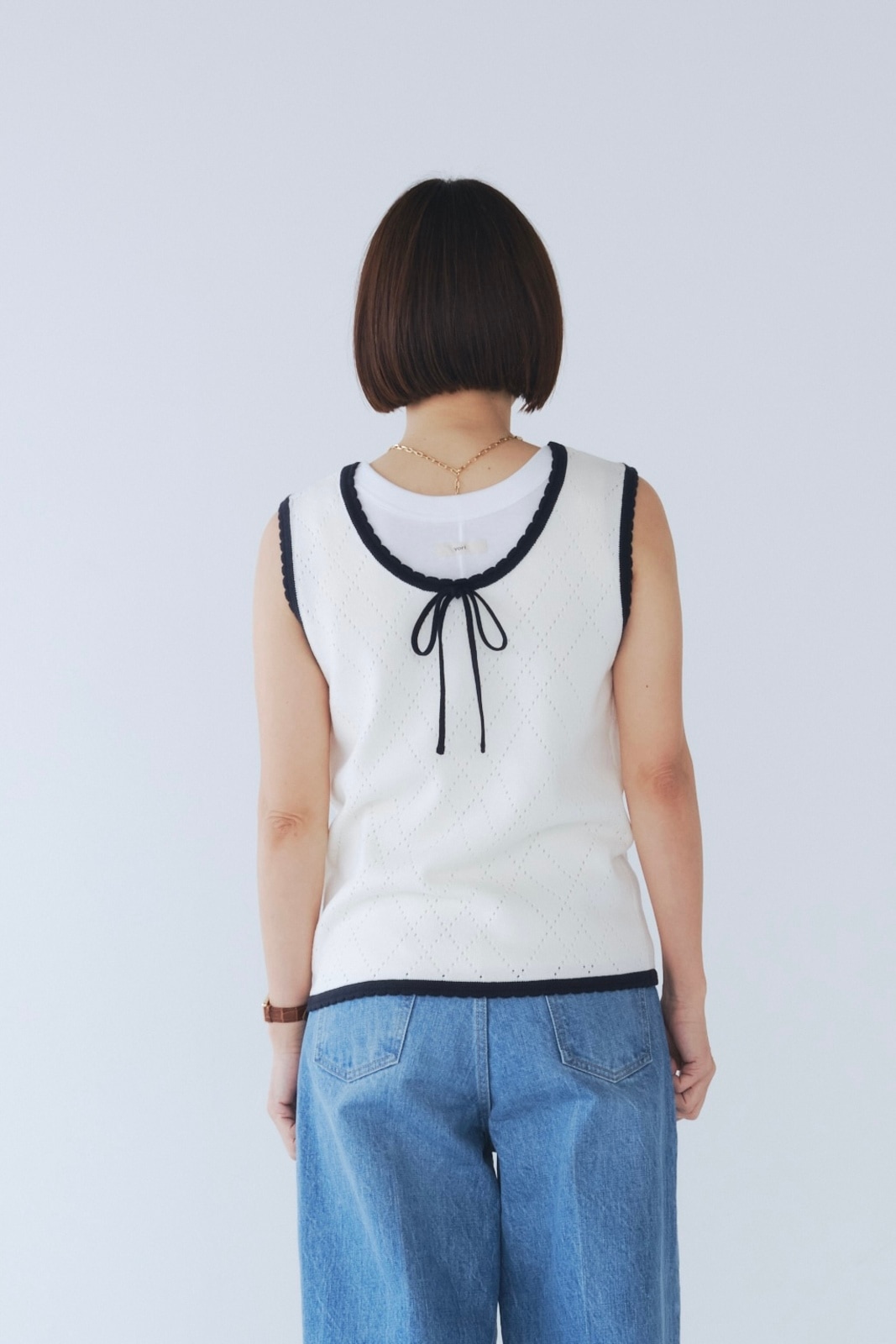 Yori ヨリ Vネックニットミニジレ【2025SM】 38サイズ Yori ヨリ Vネックニットミニジレ【2025SM】 38サイズ Vネック