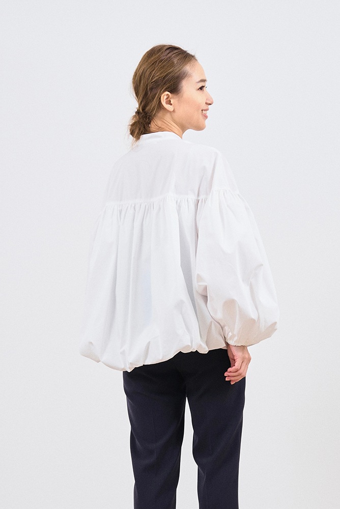 新品・未開封yori リボンバルーンブラウス