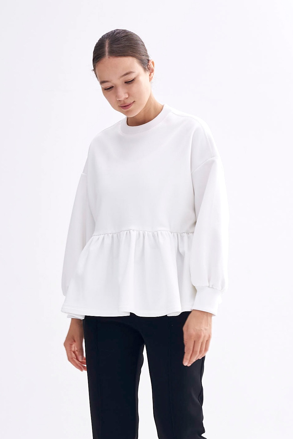 裏毛ヘムフリルプルオーバー | 2/19pm12：00～販売| yori