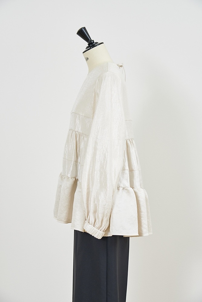 yori シャイニーパフブラウス36