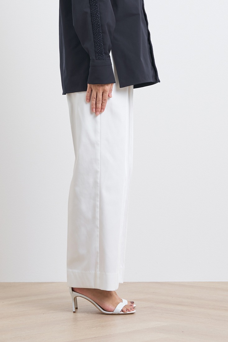 ウィンターサテンワイドパンツ | 2022 AW Collection| yori