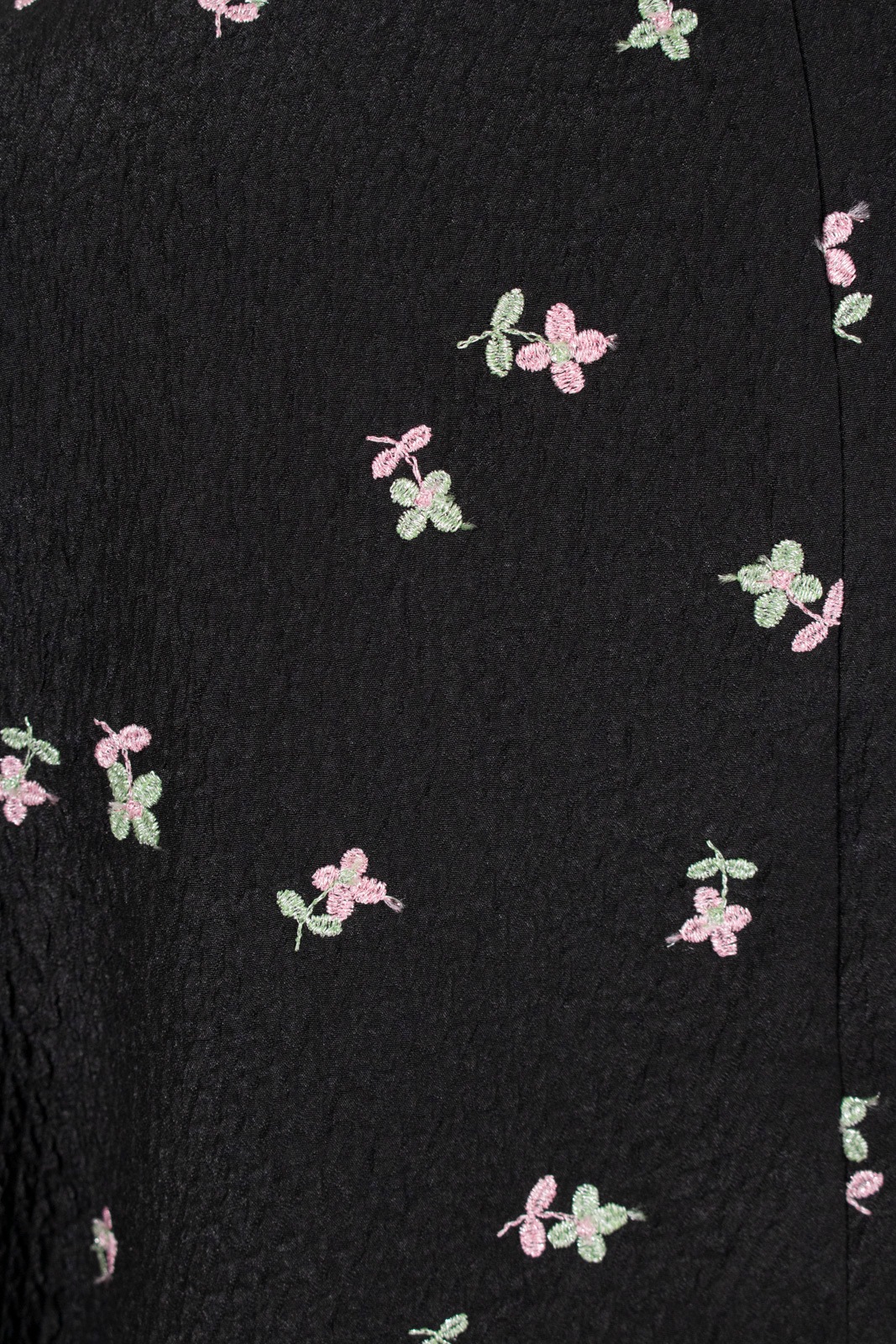 9月下旬発送予定 フクレ刺繍ギャザーブラウス【2025AW】 | 2025