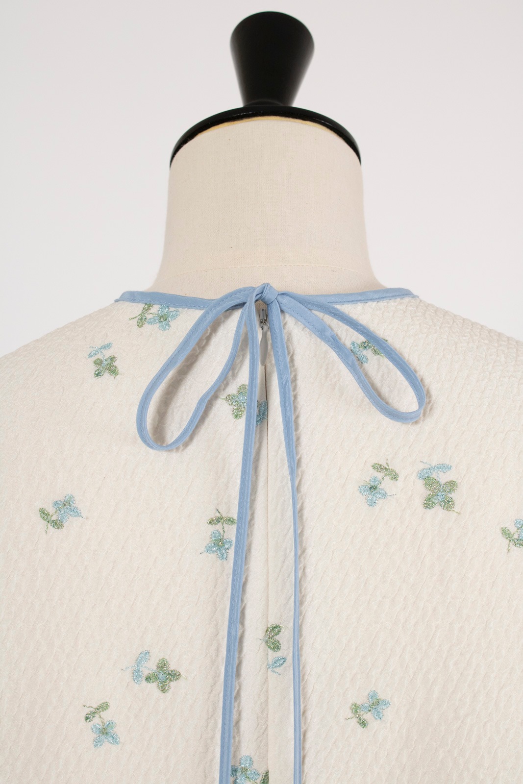 フクレ刺繍シンプルブラウス【2025AW】 | all item| yori