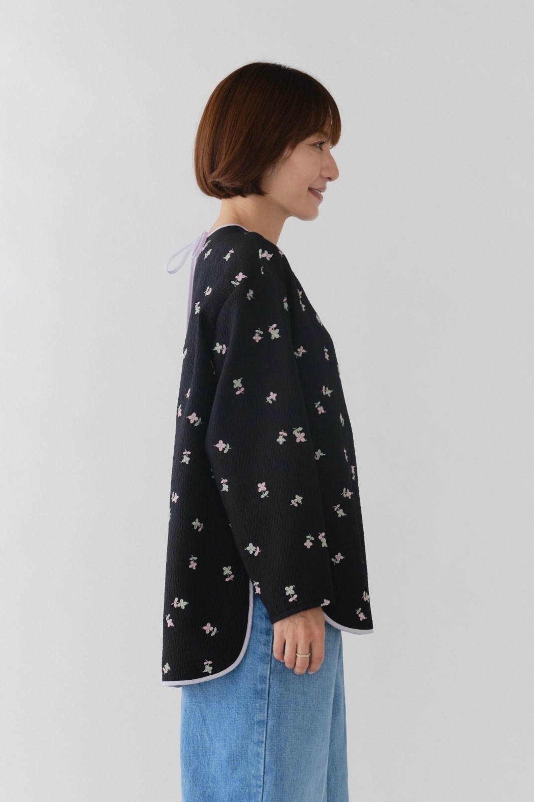 フクレ刺繍シンプルブラウス【2025AW】