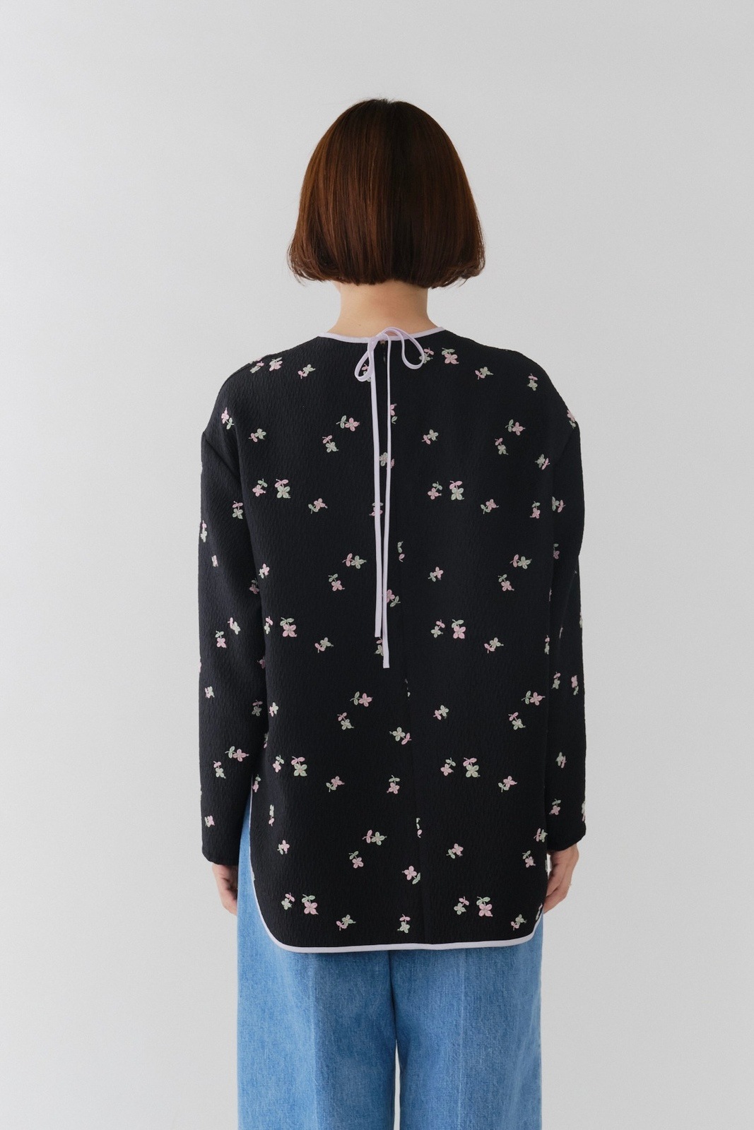 【新品　未使用】yori フクレ刺繍シンプルブラウス【2025AW】 フクレ刺繍シンプルブラウス【2025AW】 | all item| yori