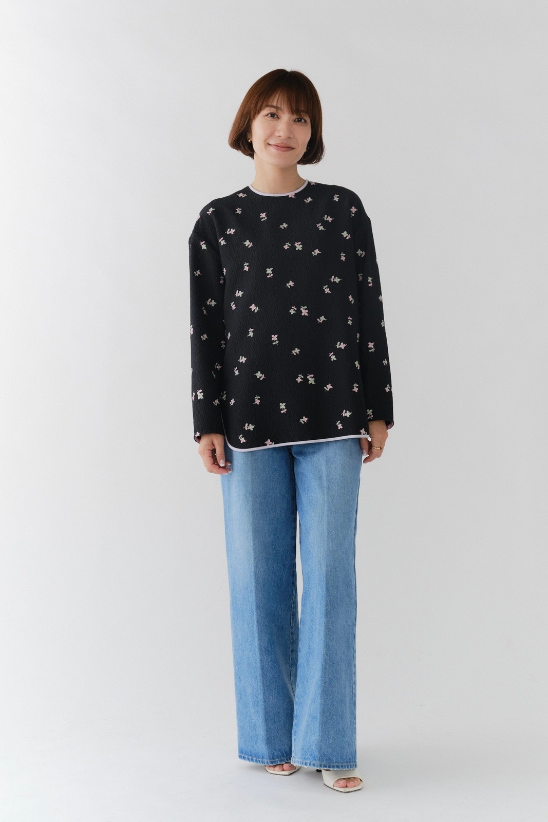 フクレ刺繍シンプルブラウス【2025AW】