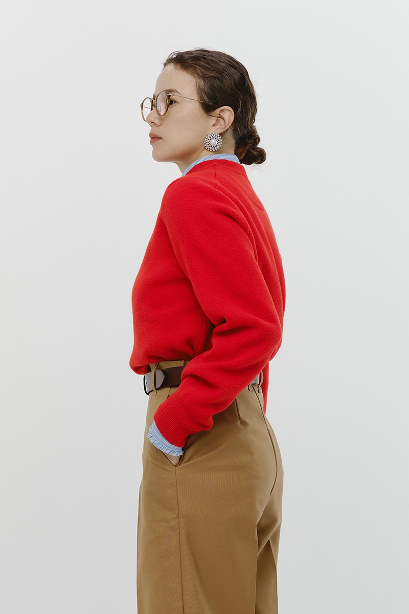 希少✨Invel ネックピロー 赤 新品未使用 インヴェルネックピロー赤ワンサイズ - メルカリ