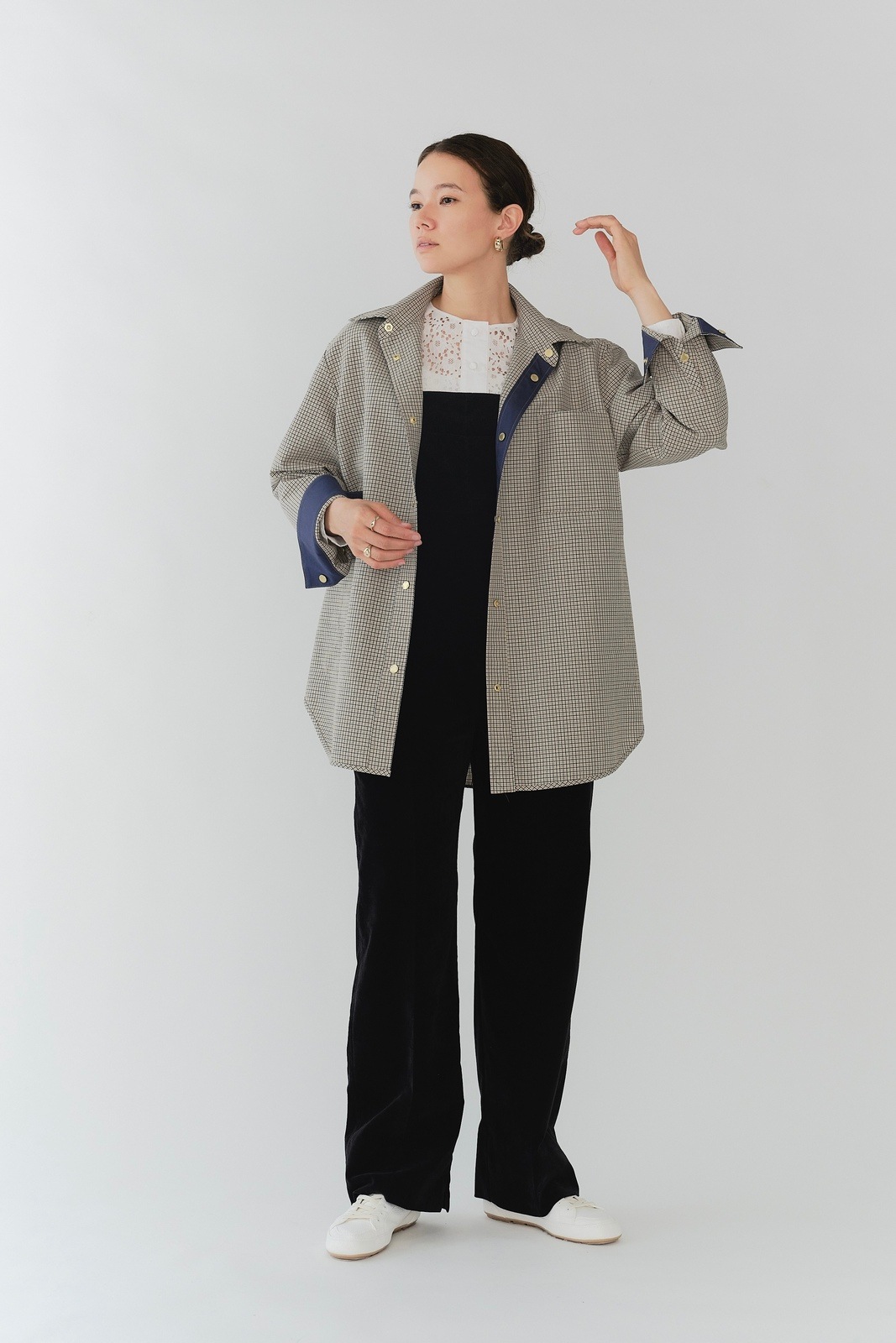 【新品　未使用】yori ベルベットサロペット【2025AW】　36 11月上旬発売予定 ベルベットサロペット【2025AW】 | dress| yori