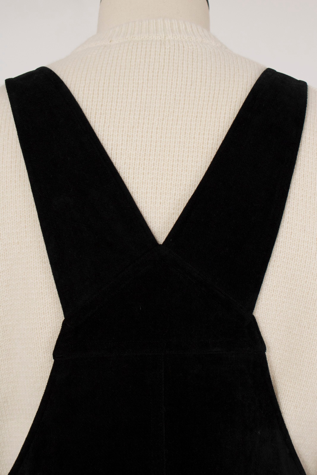 11月上旬発売予定 ベルベットサロペット【2025AW】 | dress| yori