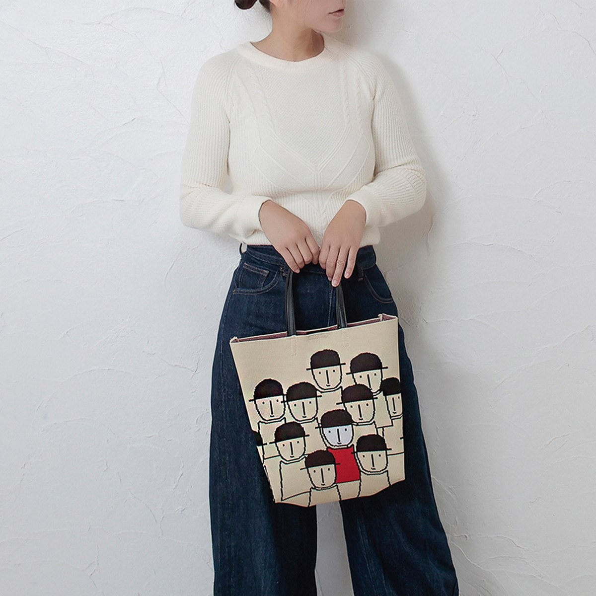 PICONE ピッコーネ パール付き半袖トップス 黒 ピッコーネ・アルチビオ公式 - ゴルフウェアや婦人服通販