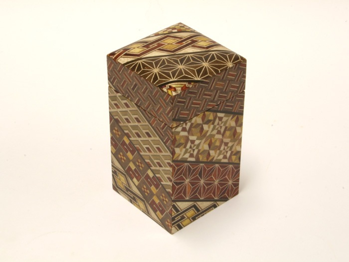 茶筒 角 | 茶托・茶筒 | 寄木細工専門店 箱根丸山物産