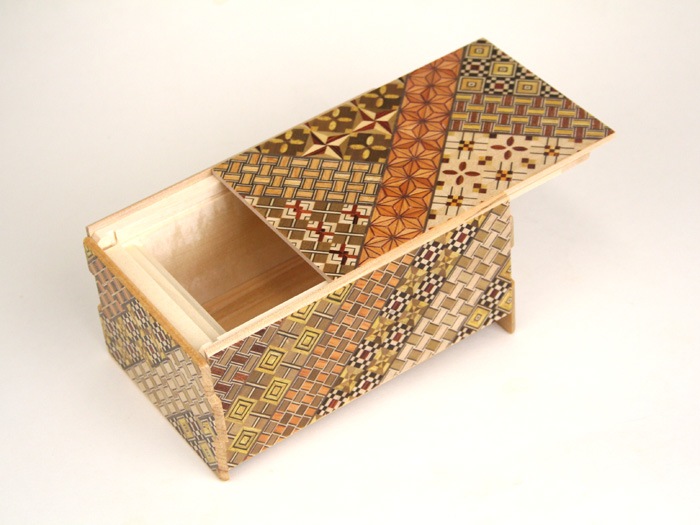 秘密箱10回仕掛け 5寸 貯金箱 | 秘密箱 | 寄木細工専門店