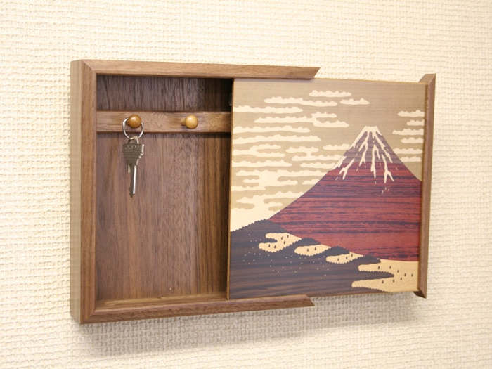Amazon.co.jp: 箱根寄木細工 壁掛け（富士山）楊枝ボックス