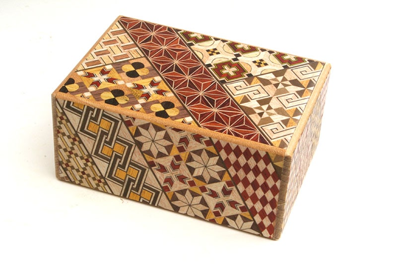 ‼️完全未開封‼️石田屋　2025年製造 木箱付き 秘密箱21回仕掛け 4寸 小寄木 限定版 | 秘密箱 | 寄木細工専門店