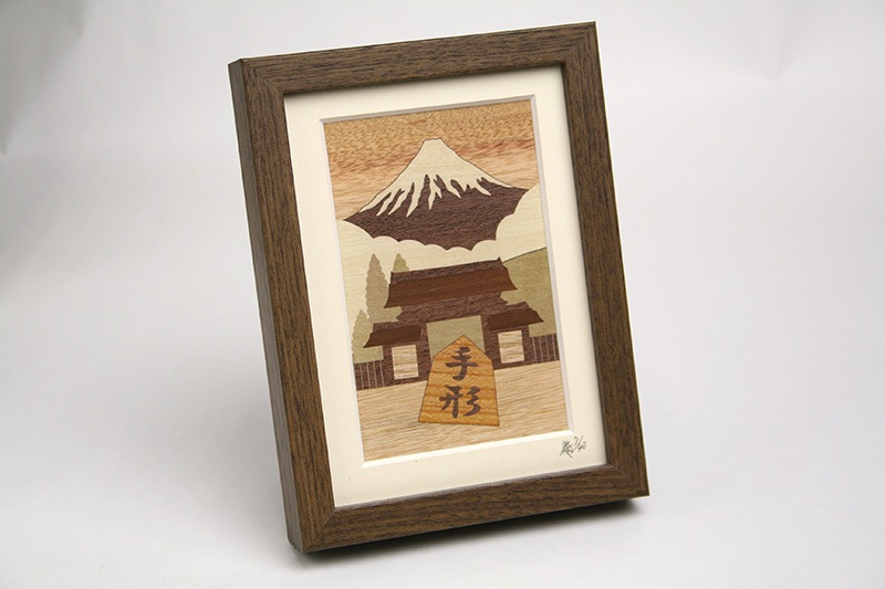 �ھ��ȡ�Ȣ���ؽ�