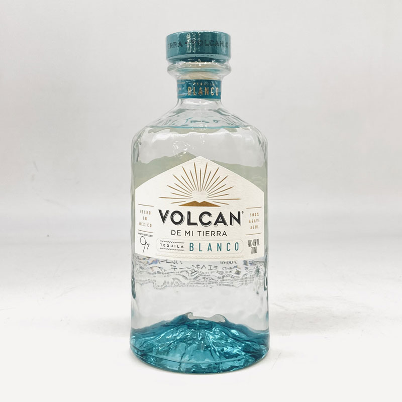 ボルカン　デミティエラ　ブランコ　７００ｍｌ