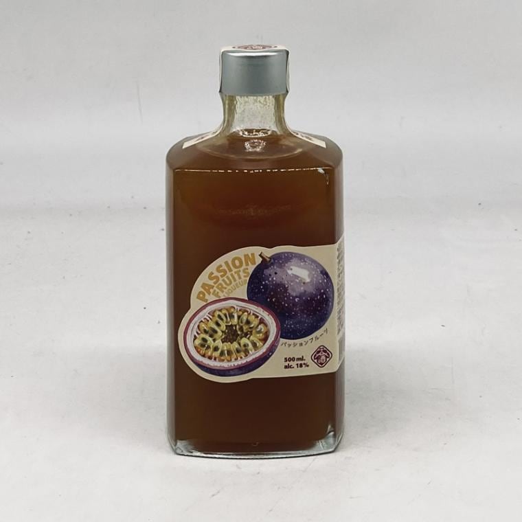 金ヶ崎　パッションフルーツリキュール　７００ｍｌ