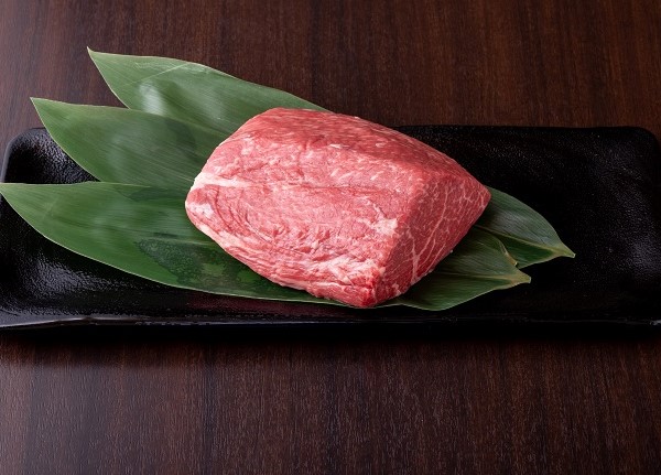 黒毛和牛【雌牛】赤身モモ塊肉