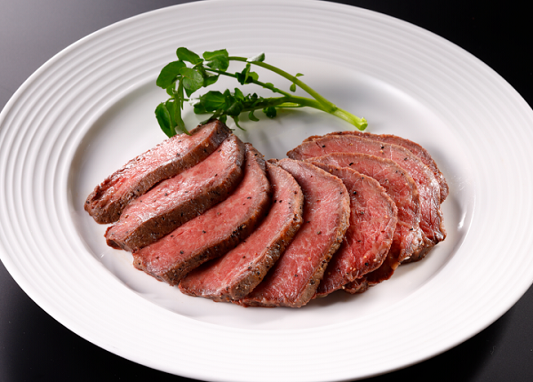 黒毛和牛【雌牛】ローストビーフ（モモ）