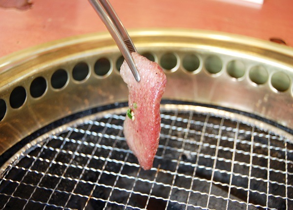 松阪牛・隠岐牛ロース焼肉用食べ比べセット