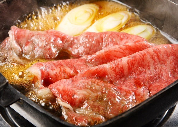 【特産松阪 優秀賞牛】霜降りすき焼き用