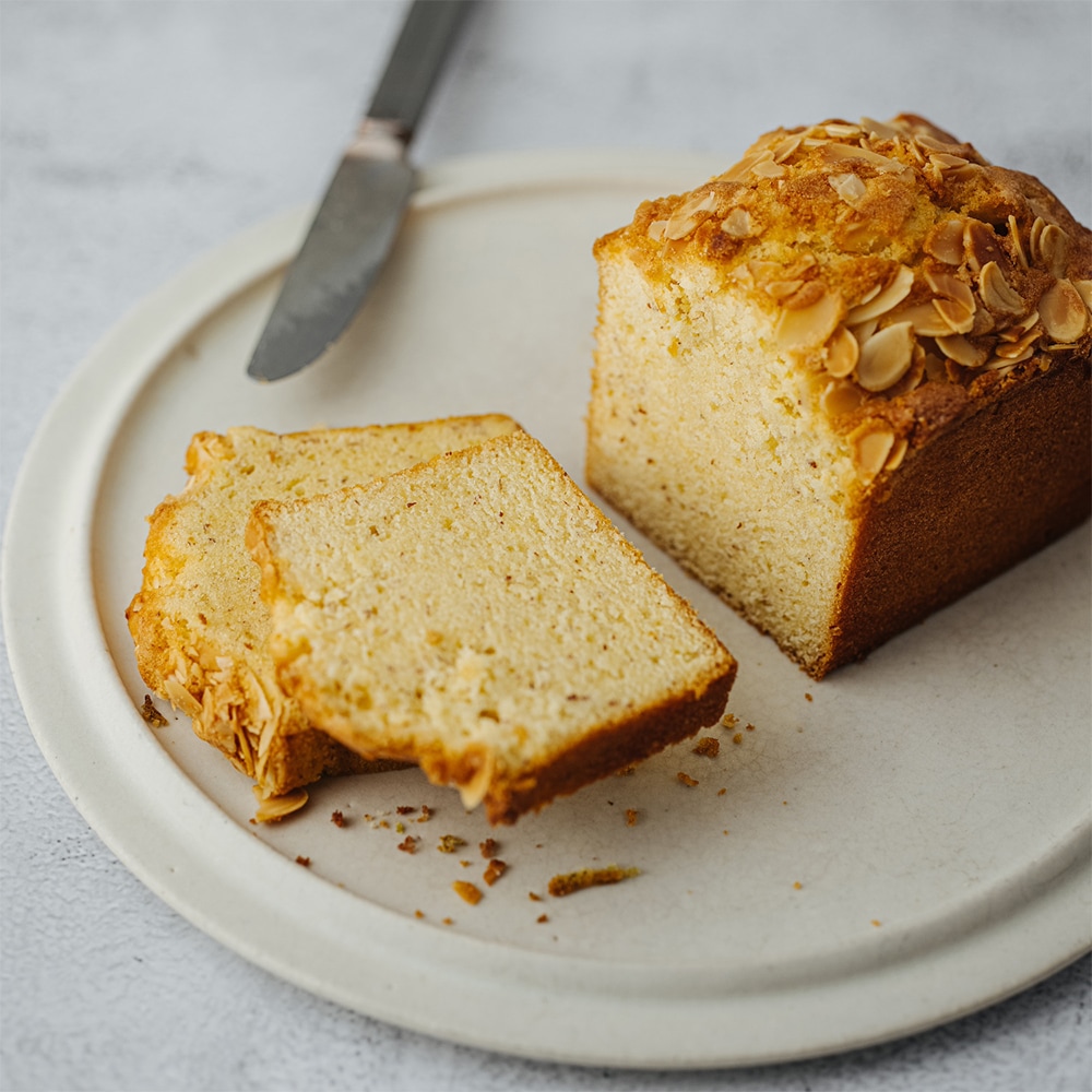 しっとり感を追求してできたアーモンドパウンド