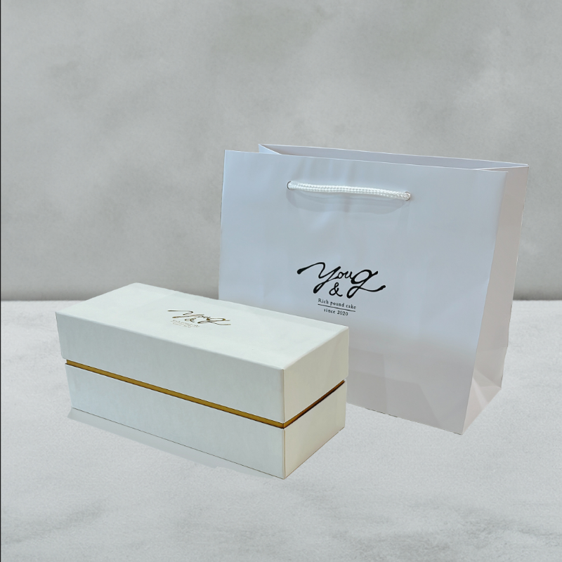 古山果樹園とろももパウンド【世界一高価なパウンドケーキ】