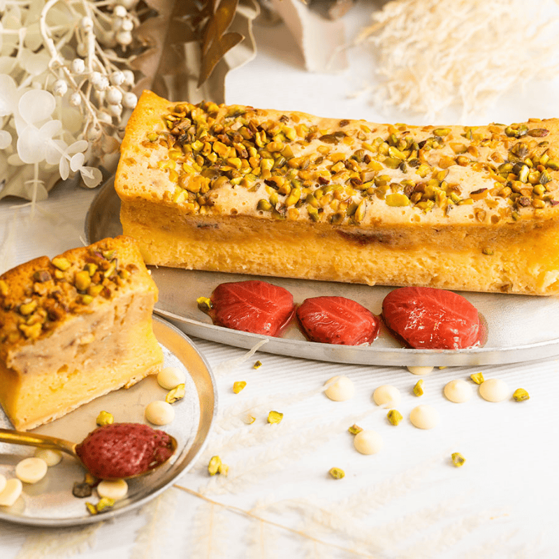 “食べる宝石”ミガキイチゴのクリスマスガトーブラン【数量限定】