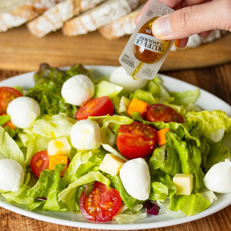 ミニフレーバーオイル　トリュフ　７ｇ×１２