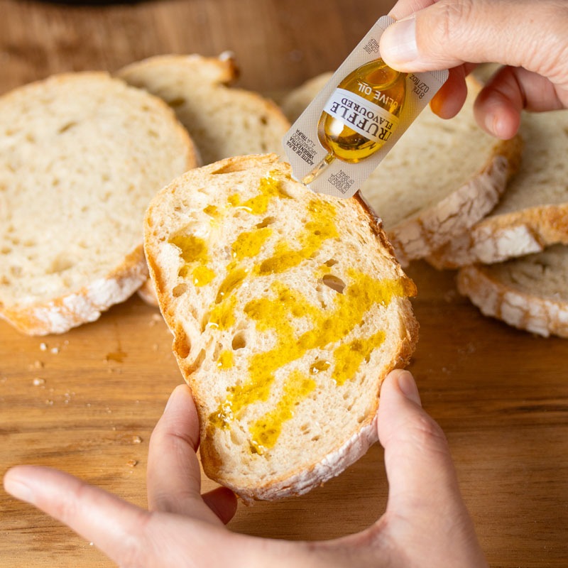 ミニフレーバーオイル　トリュフ　７ｇ×１２