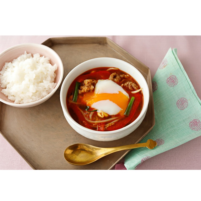 やさしい味わいのビーフだし　４８０ｇ