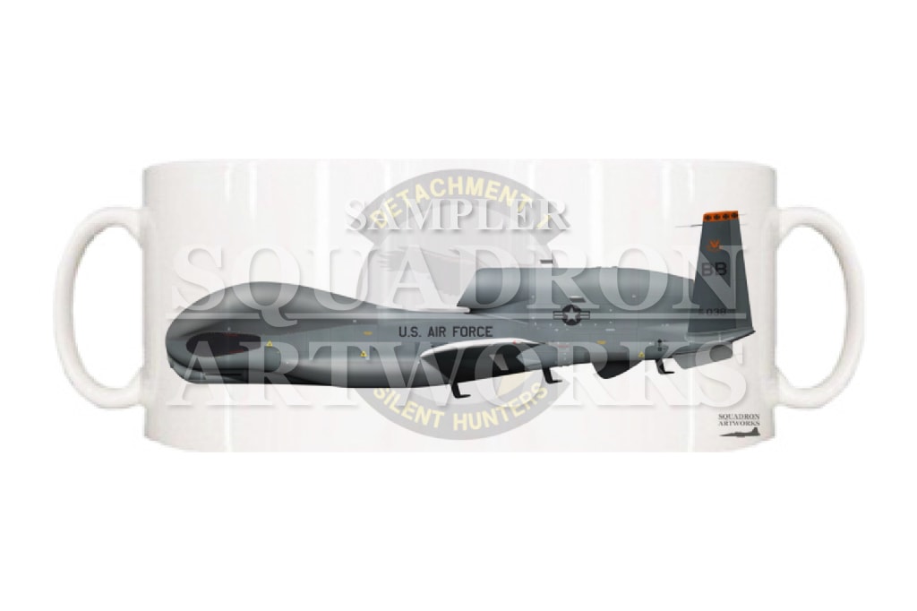 マグカップ　RQ-4 Global Hawk 69th RG Det.1 Silent Hunters　"09-2038"