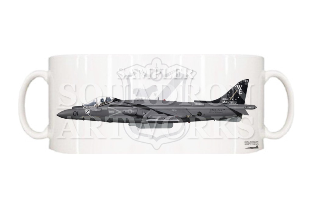 マグカップ　AV-8B+ Harrier Ⅱ　VMA-214 BLACKSHEEP　“165421”