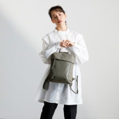 リサイクルナイロン×カウレザー ラップリュック Sサイズ