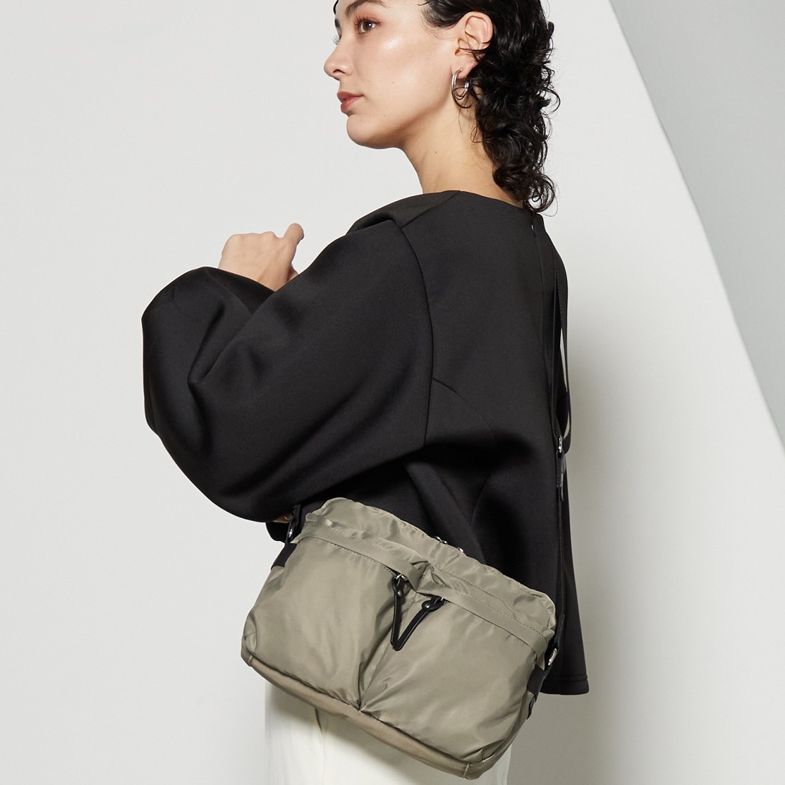 ダブルポケットベーシックショルダー｜Y'SACCS公式通販