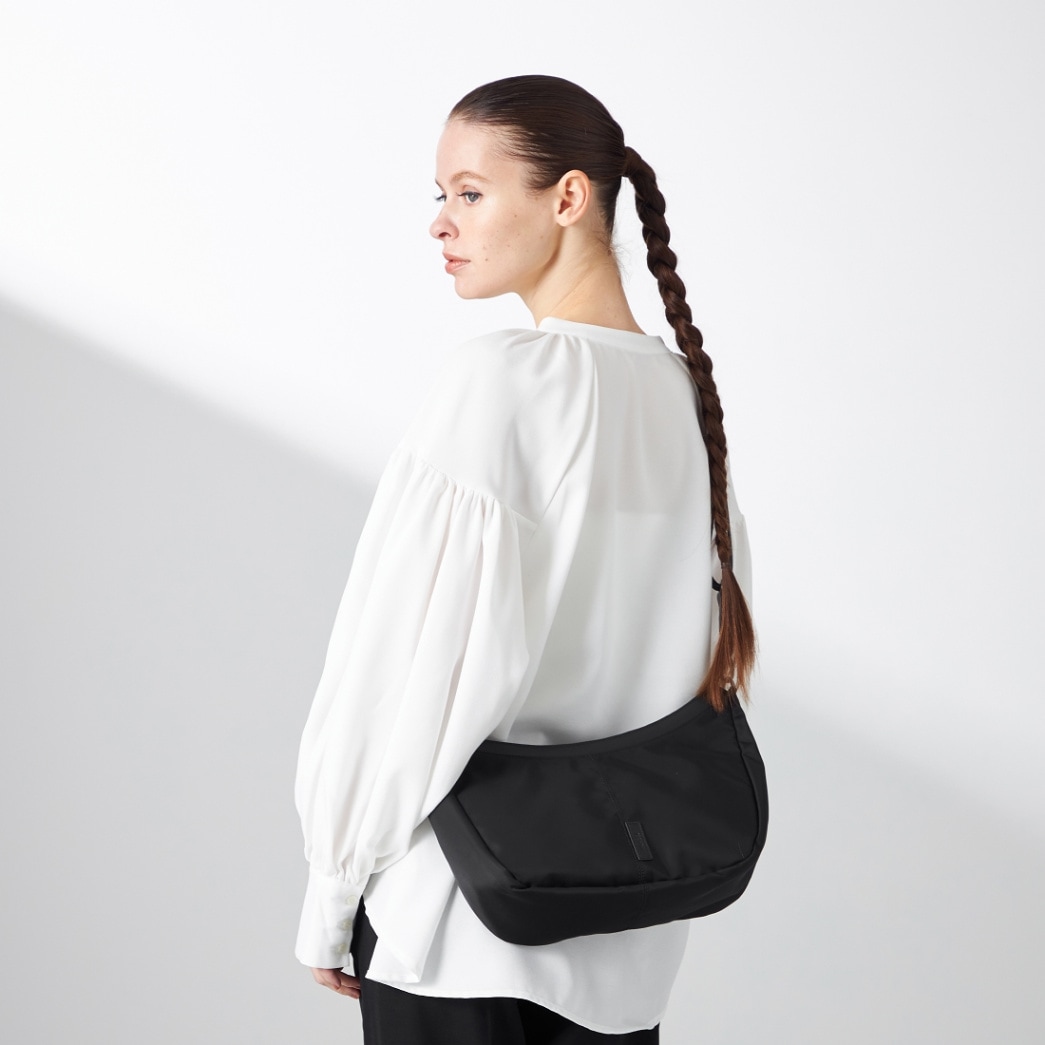 ショルダーバッグ　Sサイズ ツイルナイロン カーブショルダー Sサイズ｜Y'SACCS公式通販