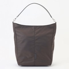 ツイルナイロン　カーブショルダー　Mサイズ