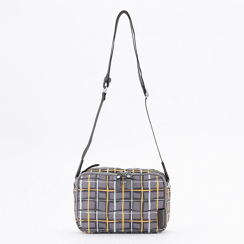 ドローイングチェック撥水ショルダーバッグ