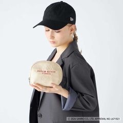 【Y'SACCS×HELLO KITTY】ハローキティプリントロゴ刺しゅうシェルポーチ